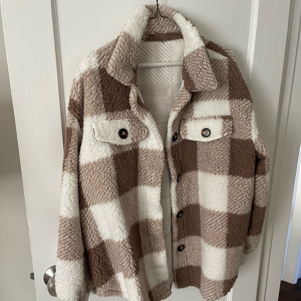 Sherpa Shacket - image 3